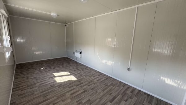 Baubüro 17 m² mit Rollläden