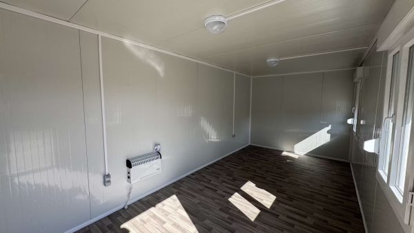Baubüro 17 m² mit Rollläden